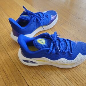 NWOT Under Armour Curry 11 Flow Dub Nation 5Y